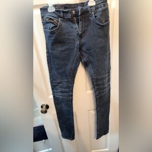 Mens Stylish Dark Wash Jeans With Design